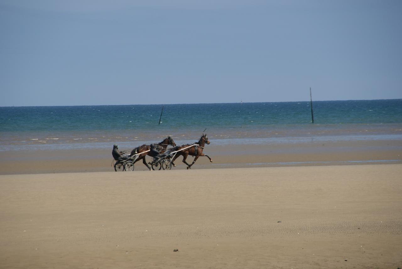 Utah Beach Sainte-Marie-du-Mont (Manche) Exterior photo